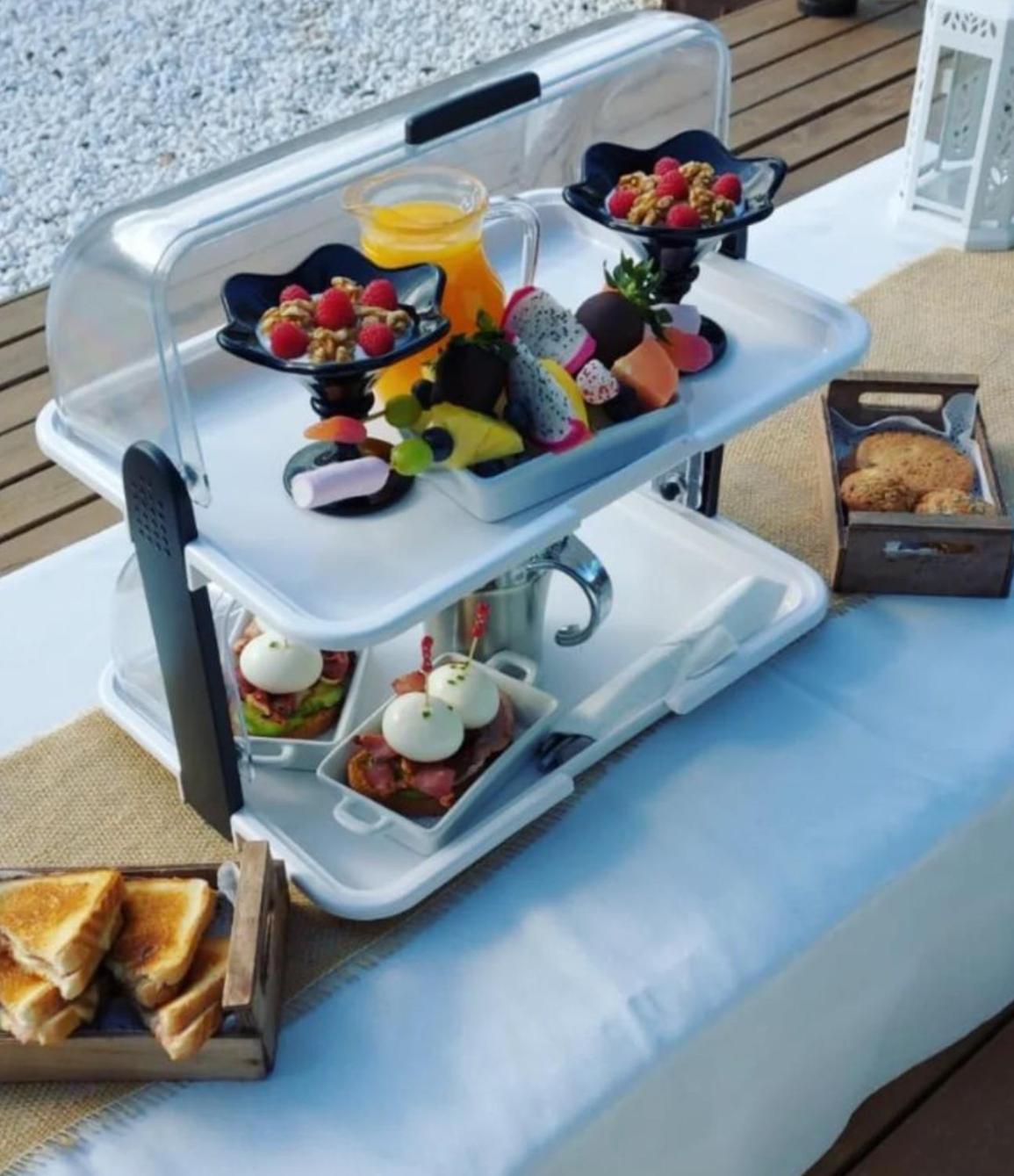 Domo Suites Masia Cal Geperut Бадалона Екстериор снимка
